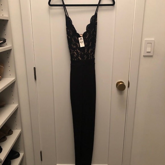 NWT- Express black lace jumpsuit- XS - Picture 3 of 6